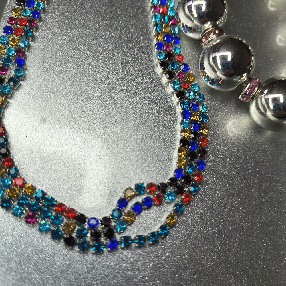 Silver Rhinestone Festive Necklace Coordinating Set 4pc Set - Picture 6 of 10